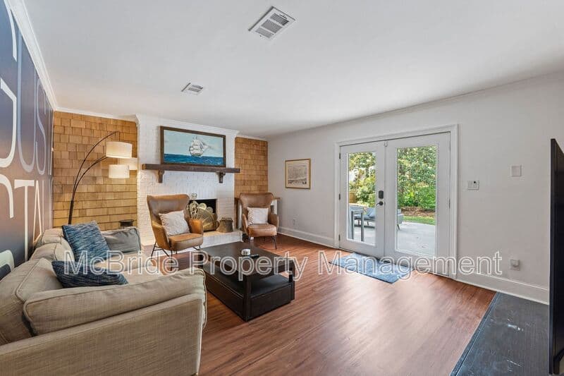Augusta House: 3322 Wheeler Road