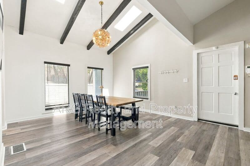 Atlanta House: 1014 Curran Street NW