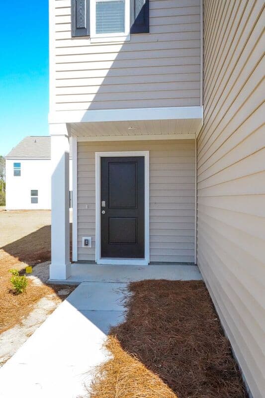 Bloomingdale House: 418 Coconut Dr