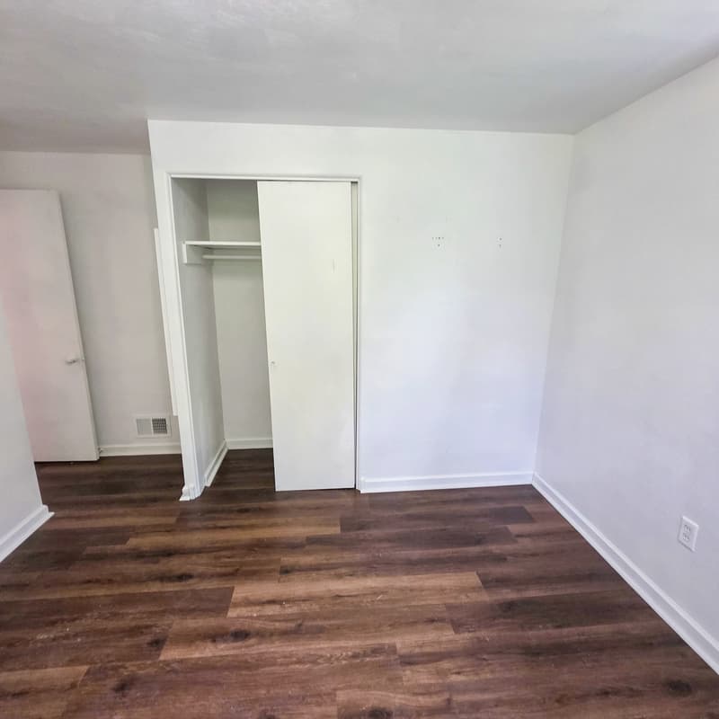 Pittsburgh House: 2046 Pioneer Avenue