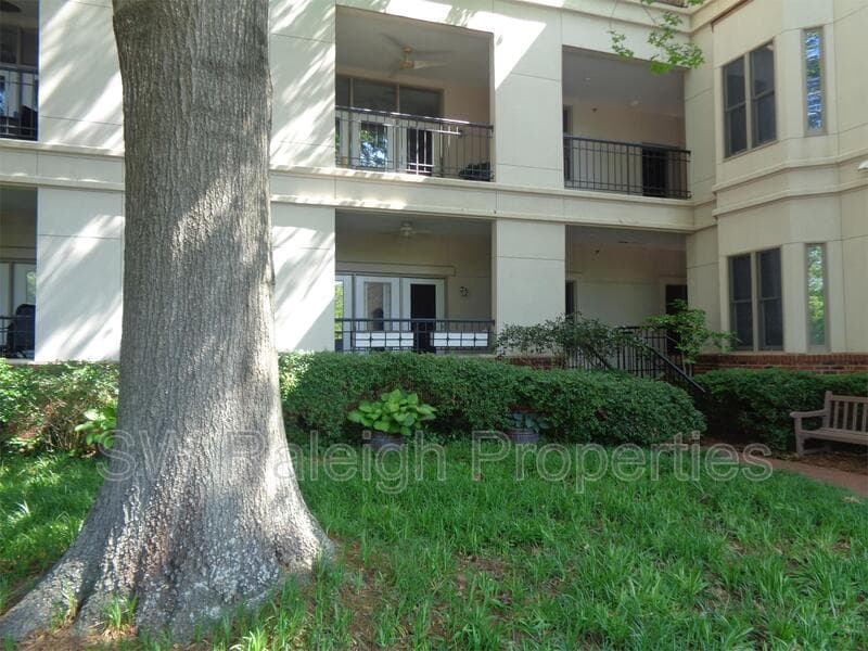 Raleigh Condo: 252 East Davie Street - 1