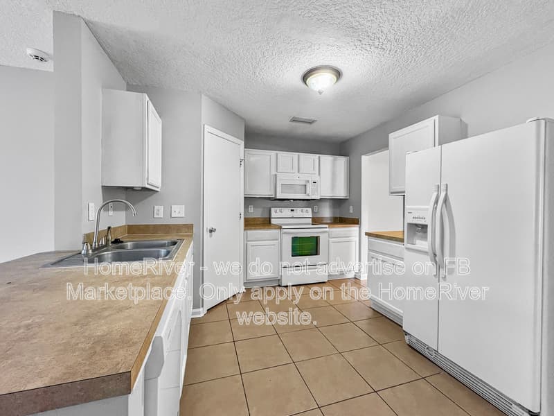 Jacksonville Townhome: 7851 Playschool Ln
