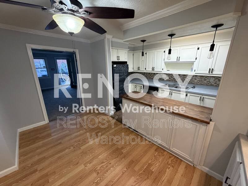 Baltimore House: 844 Jaydee Ave