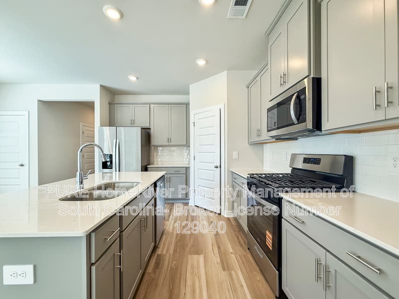 Spartanburg House: 416 Upland Water Ct