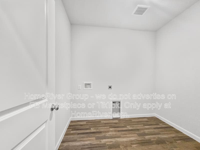 Springtown House: 613 Jameson St
