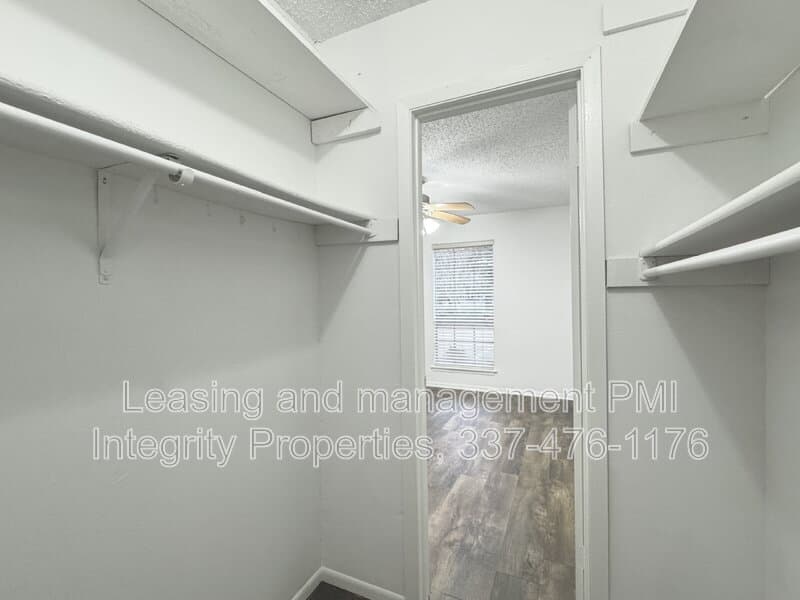 Baton Rouge Condo: 7324 Menlo Drive