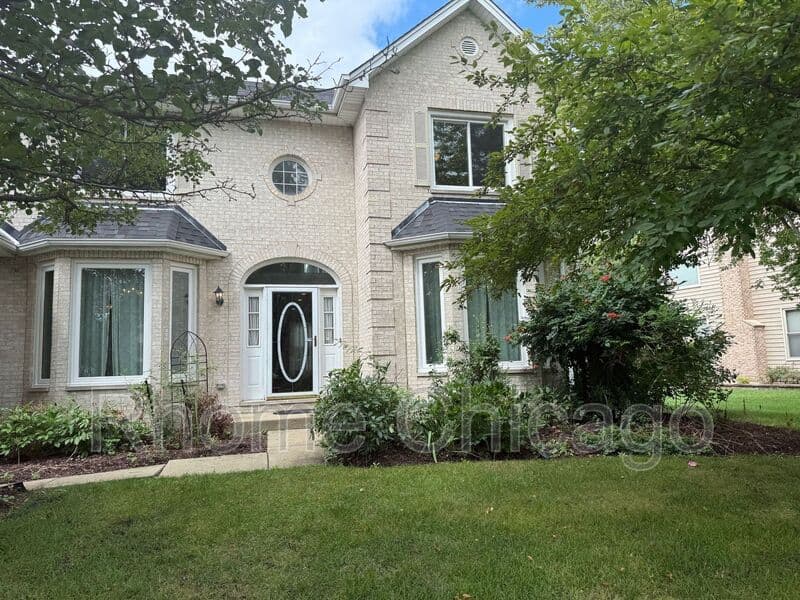Carol Stream House: 1034 Idaho St.