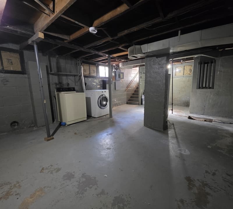 Appleton House: 1009 North Oneida Street