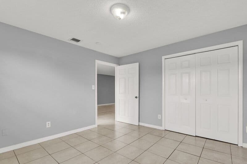 Fort Pierce House: 3104-3210 Louisiana Avenue
