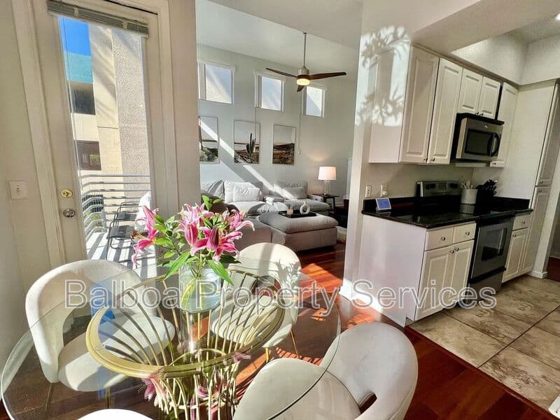 Phoenix Townhome: 3633 N 3rd Ave