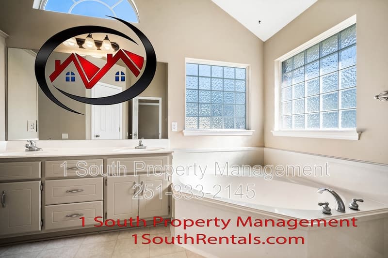 Mobile House: 9276 Champion Circle South