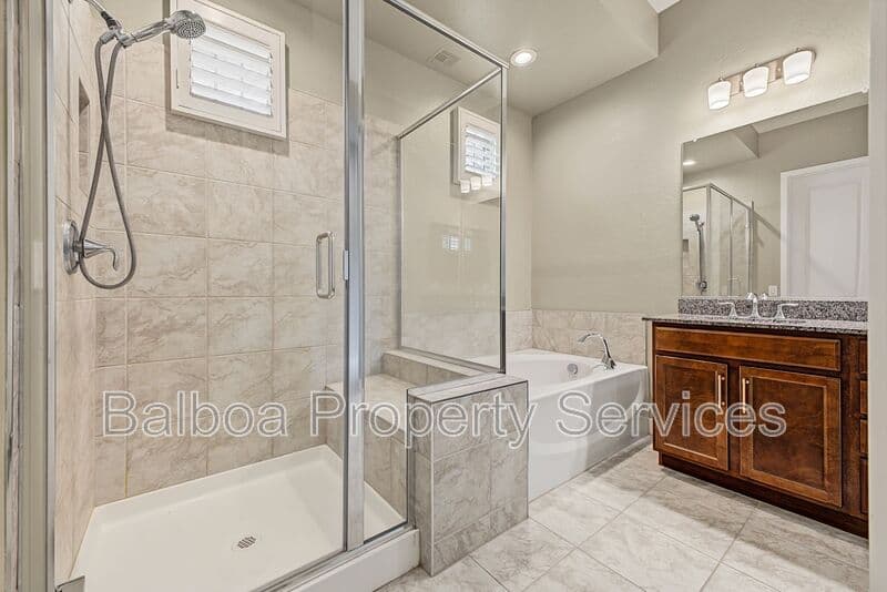 Queen Creek House: 20547 E Via De Colina