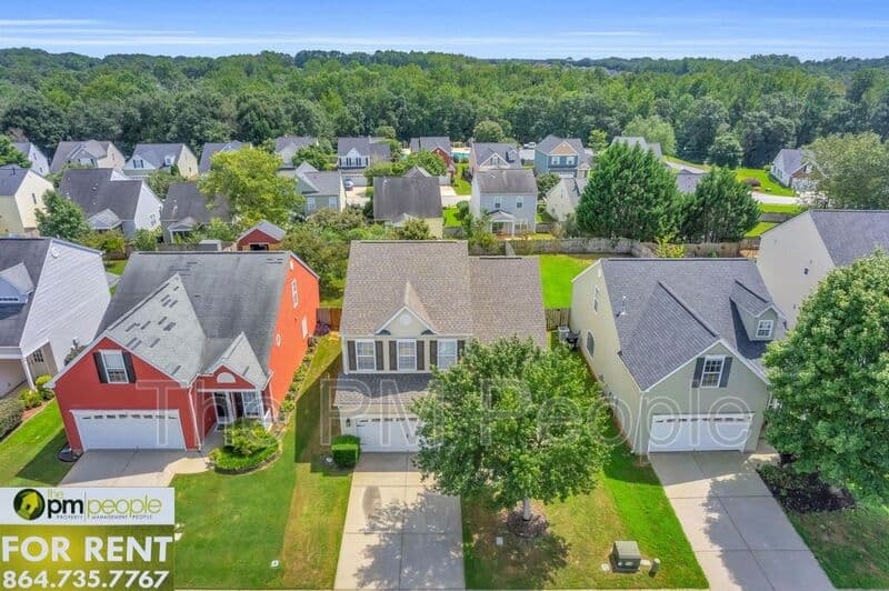Simpsonville House: 39 Pfeiffer Ct.