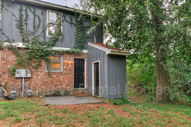 North Augusta Townhome: 157 Chalet North Court