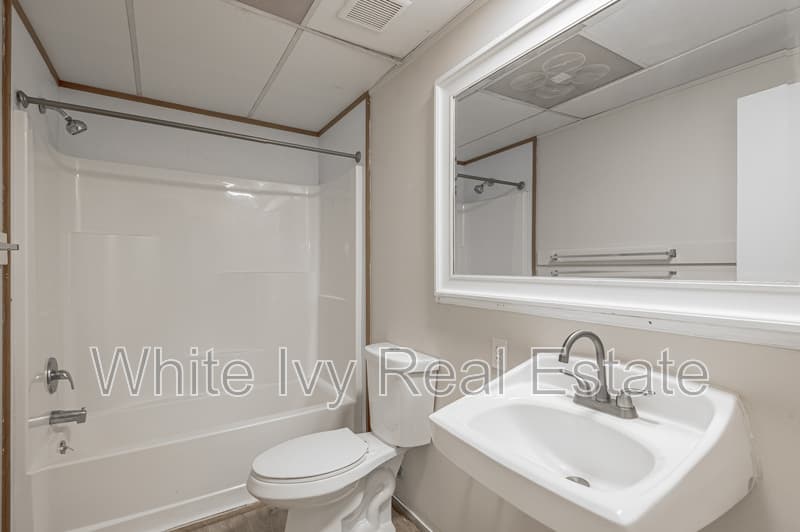 Huntsville Condo: 626 University Avenue