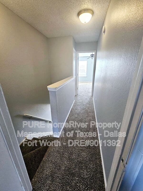 Irving Condo: 4004 W. Pioneer Dr.