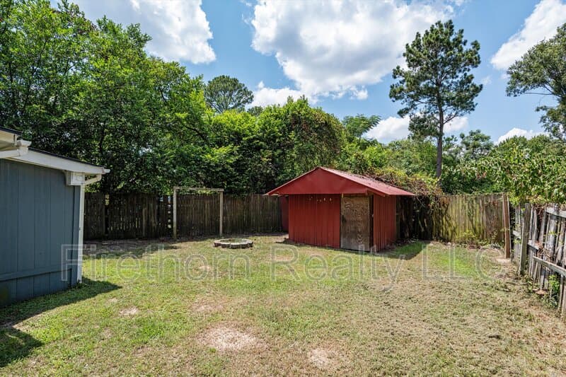 Augusta House: 2528 Luz Drive