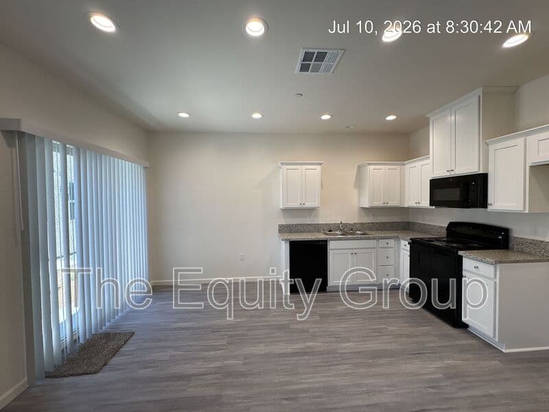Visalia House: 723 S Pinkham -#101