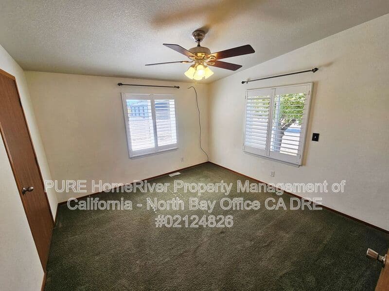Redwood Valley House: 10590 East Rd