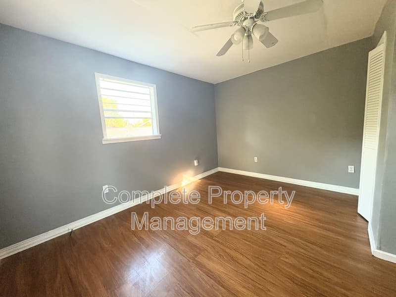 Birmingham House: 3533 Jefferson Avenue Southwest