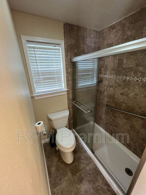 Baton Rouge House: 7516 Vice President Dr.