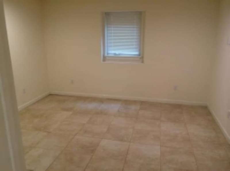 Burlington Condo: 323-325 College Street, Unit 1