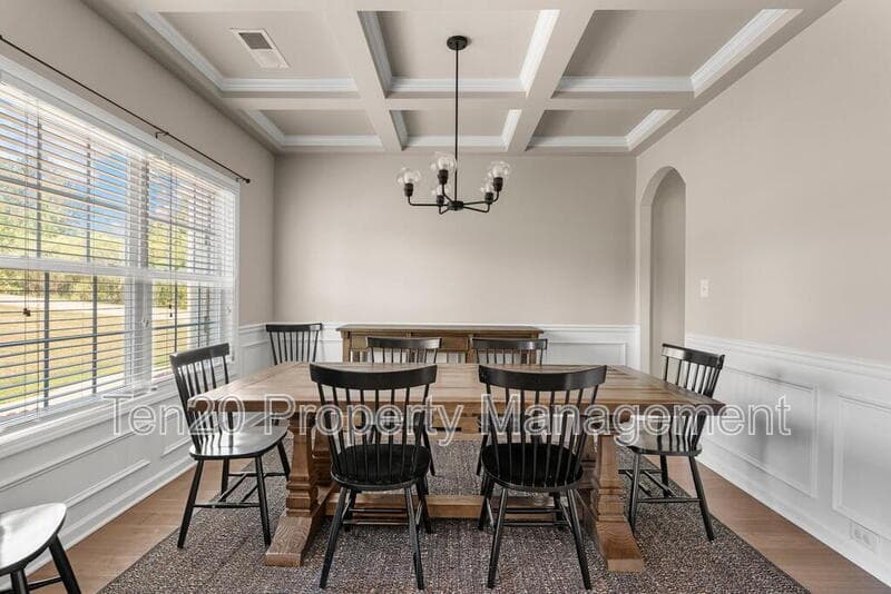 Fortson House: 121 Hart Preserve Drive