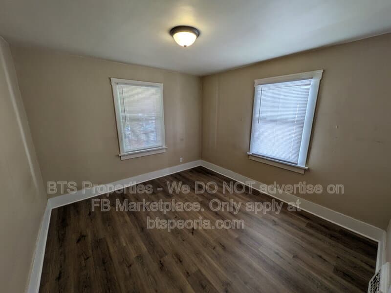 Peoria House: 1900 North Missouri Avenue
