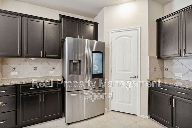 McKinney House: 812 Gray Fox Drive