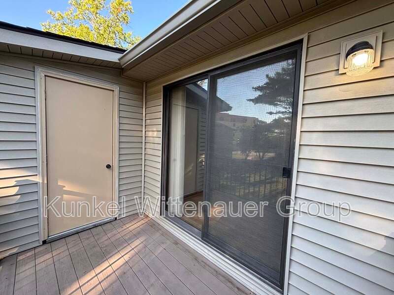 O'Fallon Condo: 186 Eagle Ridge