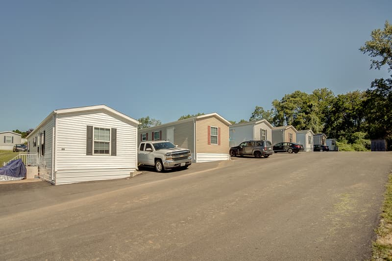 Glen Carbon Condo: 20 Coachlight Trailer Park