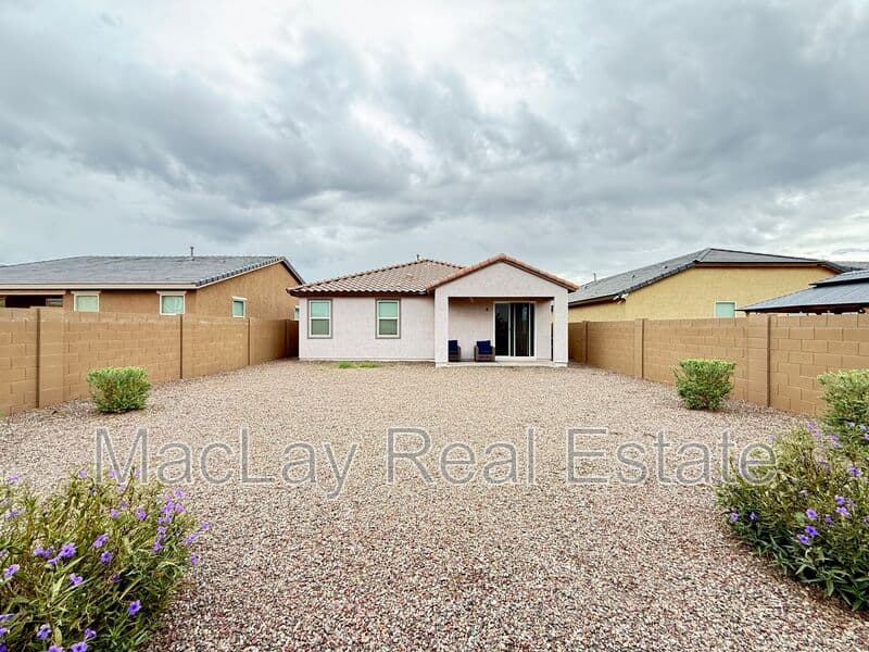 San Tan Valley House: 38114 N Front Runner Ln