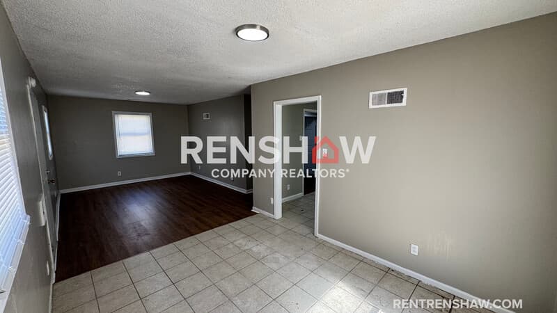 Memphis House: 2434 Vollintine