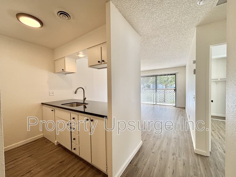 Redding Condo: 540 South St