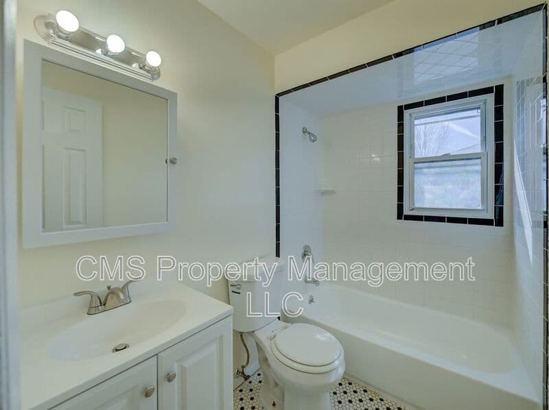Vauxhall Condo: 287 Montclair Avenue