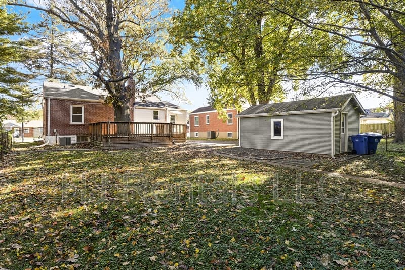 Florissant House: 1305 South New Florissant Road