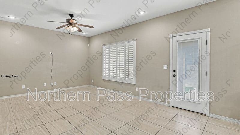 El Paso House: 3141 Spring Willow