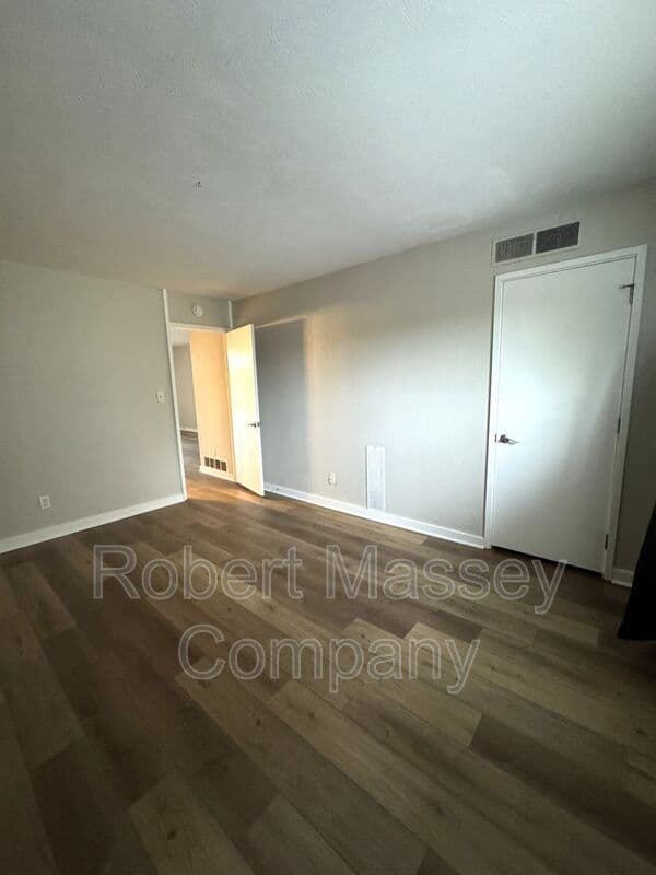 Louisville Condo: 1040 Cherokee Road