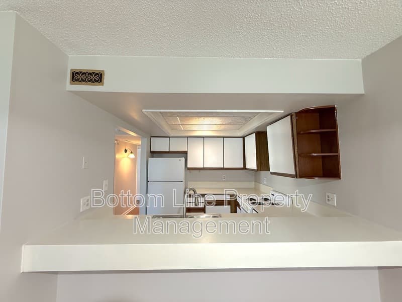Charlotte Condo: 1831 J Julian