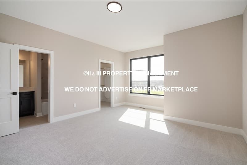 Lenexa House: 9581 Jupiter Street