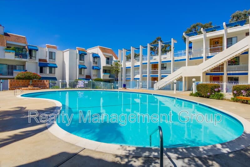 San Diego Condo: 8324 Regents Road