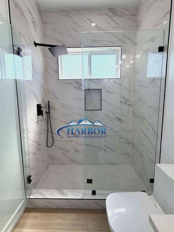 Torrance House: 2126 W 238th Street