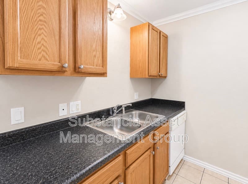 Oklahoma City Condo: 1433 Northwest 24th Street - 205