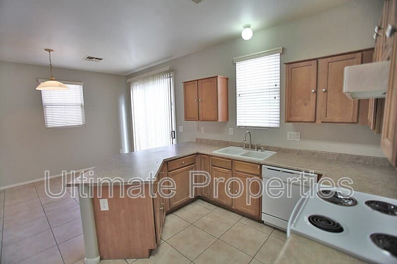Phoenix House: 5313 W Albeniz Pl
