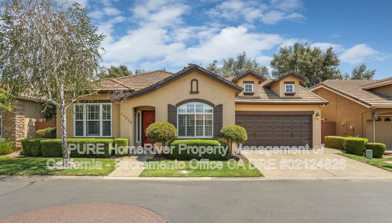 Gold River House: 12020 Gold Pointe Lane
