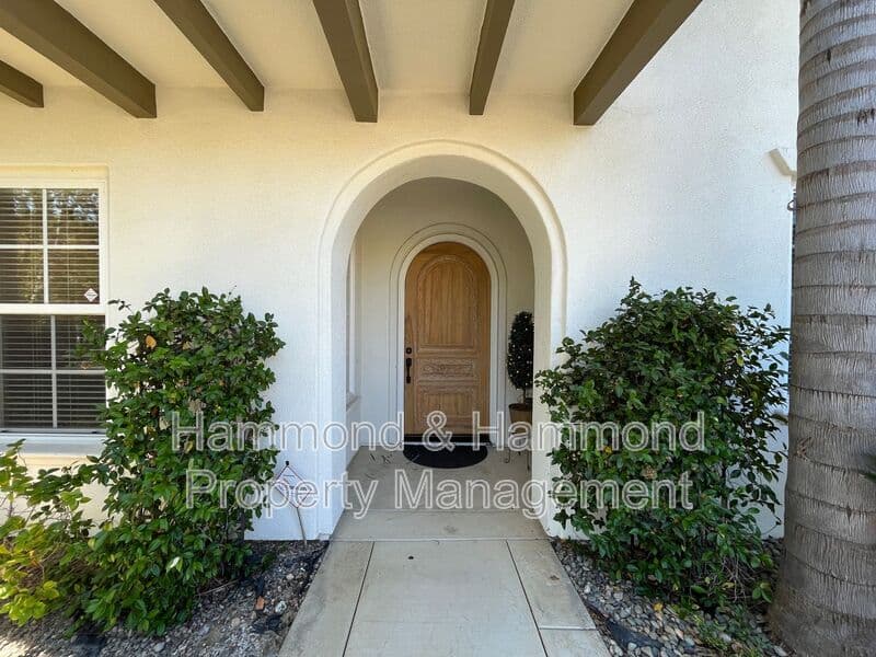 Simi Valley House: 5552 Evening Sky Dr