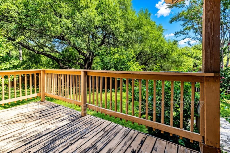 Schertz House: 3737 Limestone Mesa