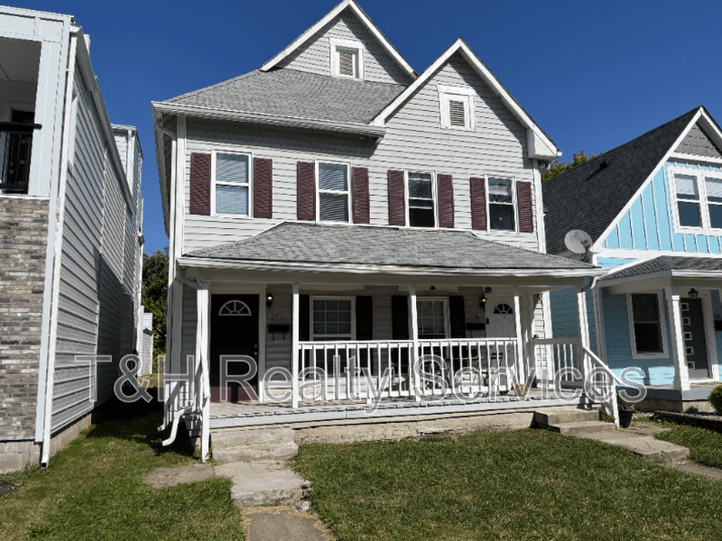 Indianapolis Condo: 2114 Woodlawn Avenue