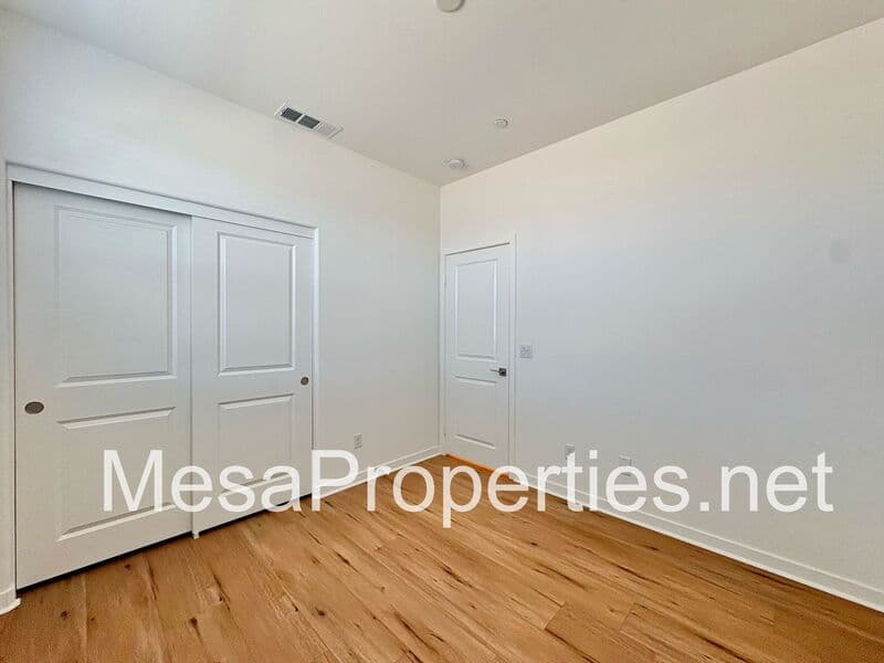 Ontario House: 4130 E. Malagon Privado