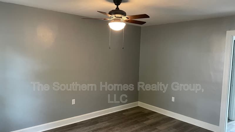 Sweetwater Condo: 303 South Oak Street - 2
